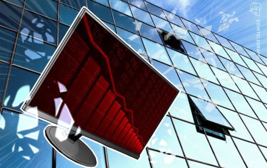 Bitcoin dives below $33K to fill futures gap amid record BTC ‘hodling’