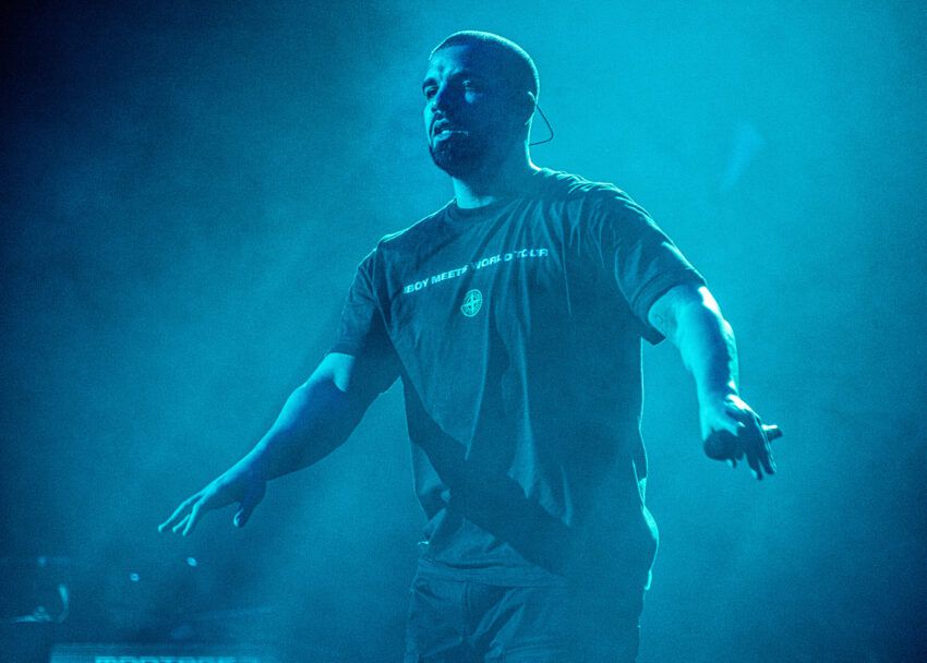 Drake Throws Down $1.3M in Bitcoin on Super Bowl