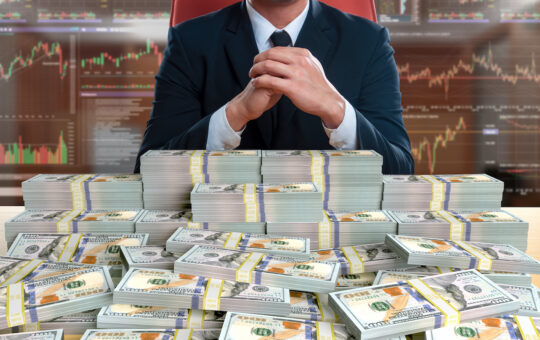 NFT Trader Hanwe Chang's Ingenious Move Nets $1.5 Million on Blur Marketplace – Here's What Happened