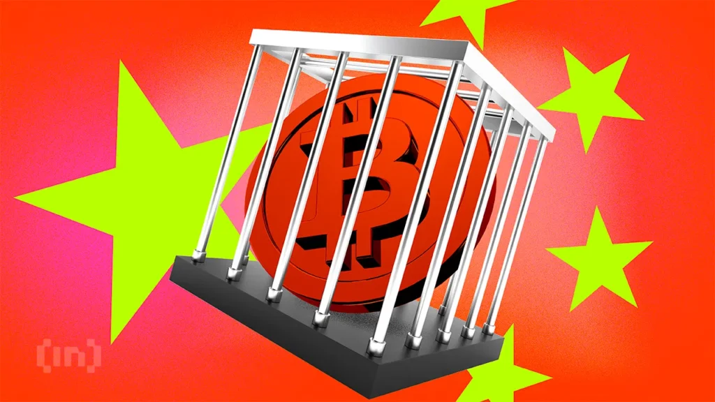 Chinese Traders Turn to Bitcoin as Local Stock Market Crashes