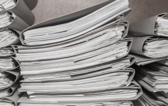 FDIC Releases 175 Crypto Banking Docs, Signaling Regulatory Overhaul