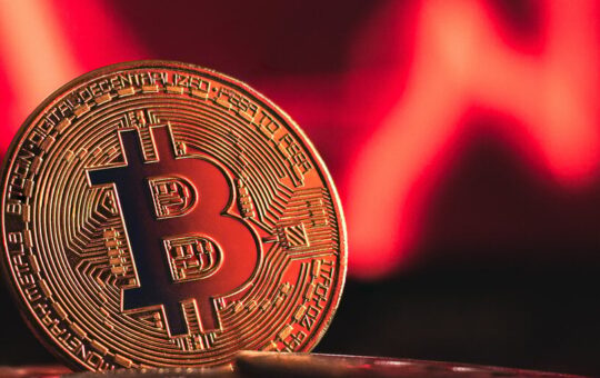 Trump’s Tariffs Shake Markets: Dow Futures Slide, Crypto Liquidations Top $1B