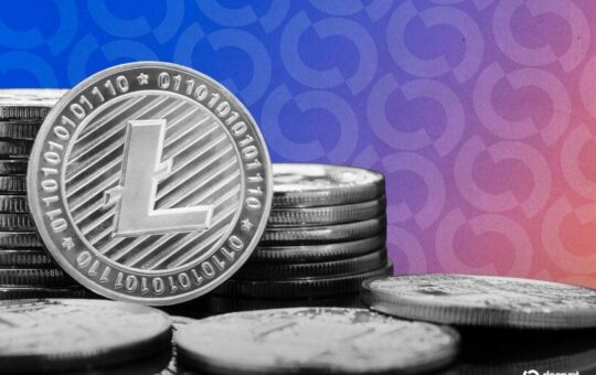 Litecoin, Stellar Lead Altcoin Rally Following Bitcoin 'Uptober' Bounce