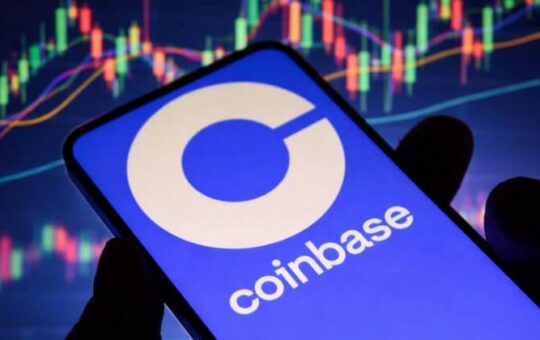 Coinbase posts $667M Q4 loss as shares rebound 3% in after-hours trading